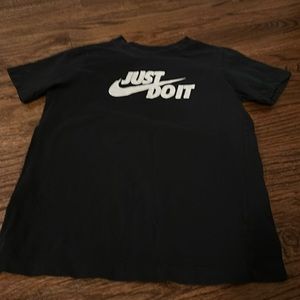 Boys Nike Tee Size L